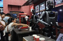 <b>经不满脚于他们能走会跑</b>